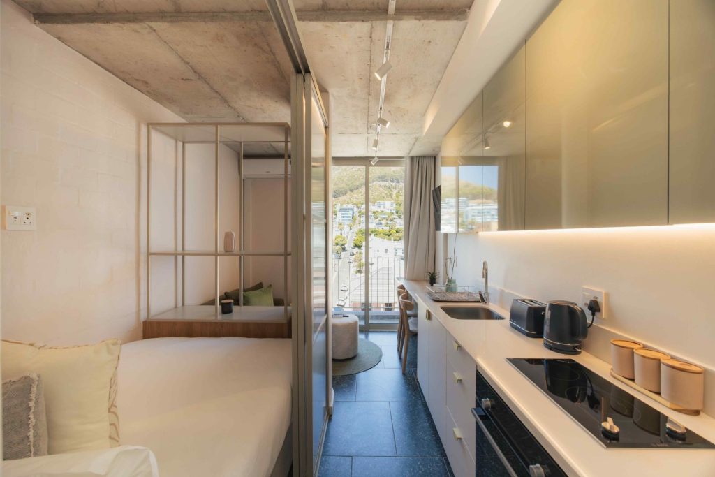 9a6e43fc-53d3-44ed-a29b-76ce85732c04-1