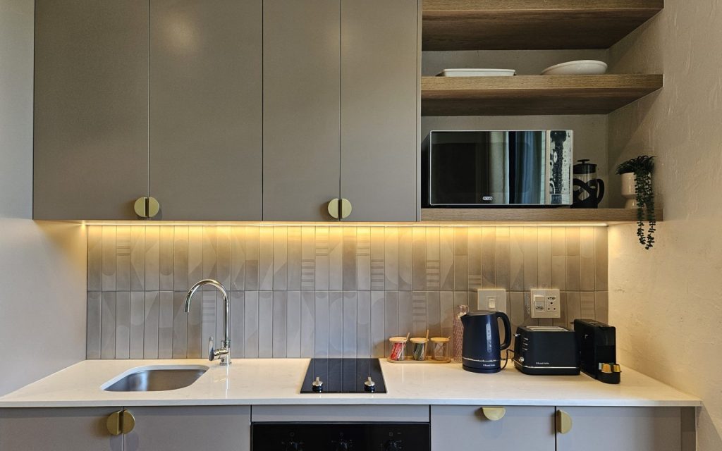 a832a240-cfc2-4801-b323-9d100de6a67b