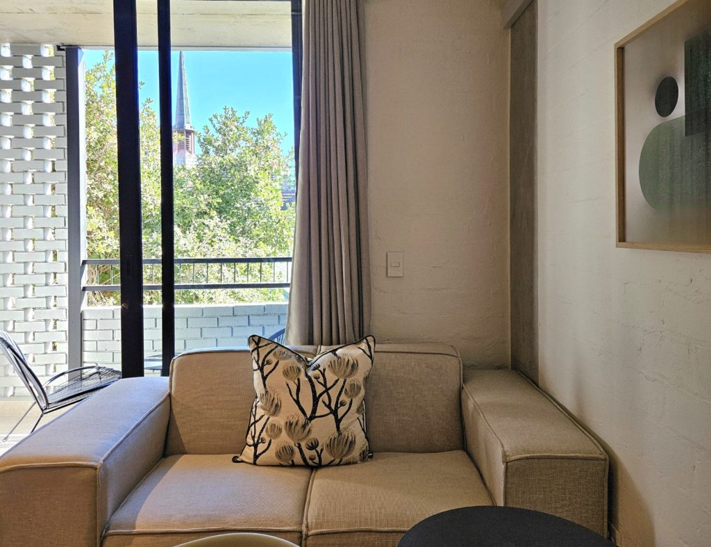 b7ee6f4d-cac3-4ca7-b5a0-27a7b561eb63