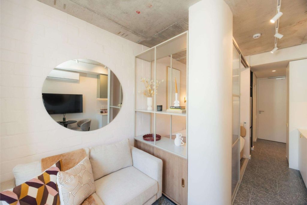 bd737bb0-e863-4324-9272-20d322d1d375