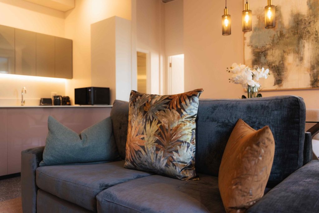 bee31358-a257-4779-a9c7-cd1571fd0a24