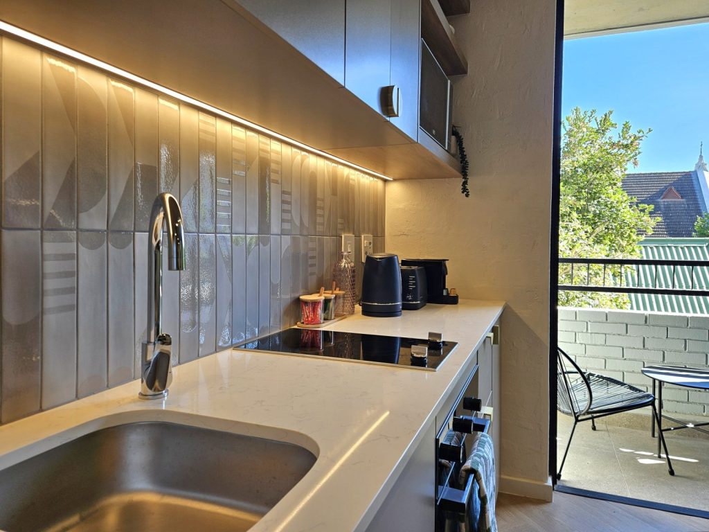 d6d4e802-15c2-4f6b-bb91-3f75300dd7b6