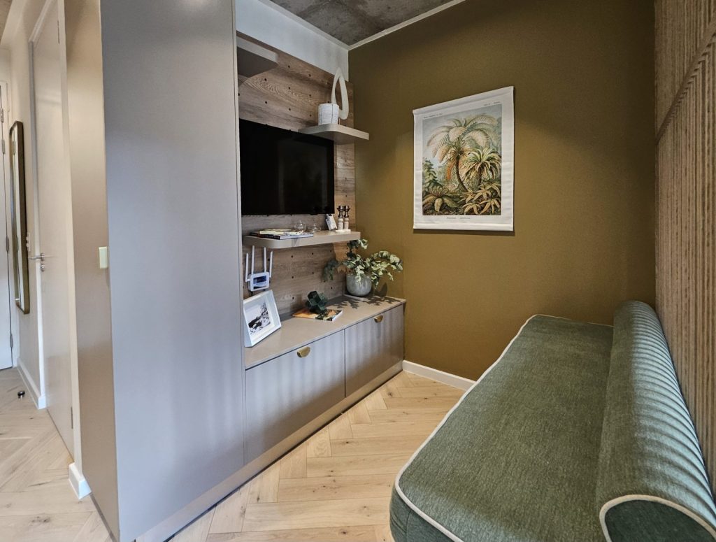 e5c1eb67-506d-44ac-9737-f523c2c732f7