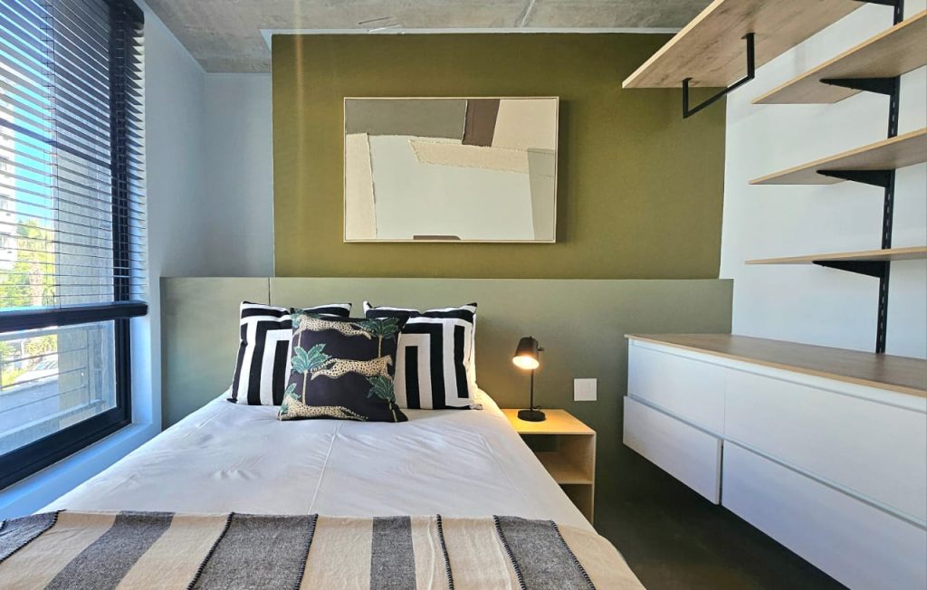 11ef6650-c6df-4540-ae84-b8f6628d02c6