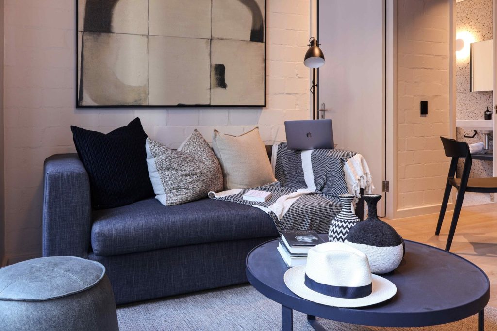 c39331ce-f3dc-47fe-9047-1b74cfff4808