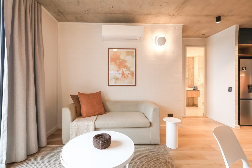 c7b52cff-a188-489e-b581-3551231fbef7