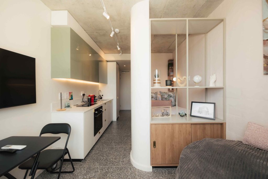 d60d9931-609c-43a6-a827-192d335ede37