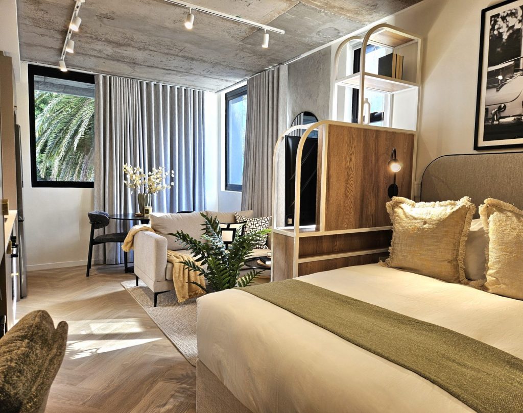 f7e3c412-ed73-476a-8573-b2699c716fe4