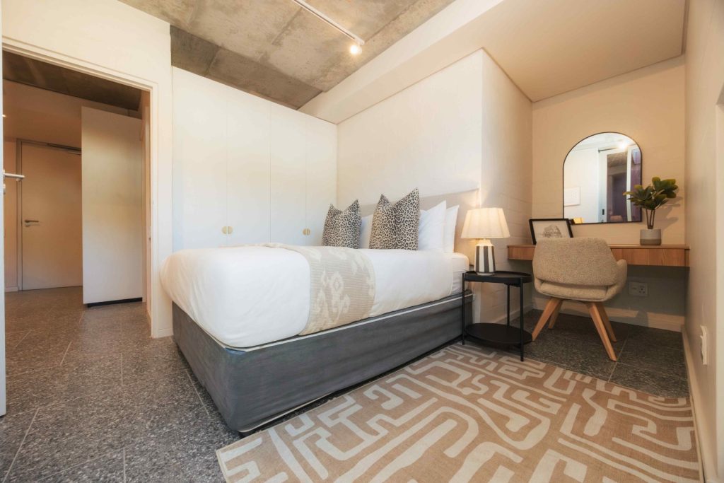 5bdfafac-1330-4451-936b-9d7ab6a08789