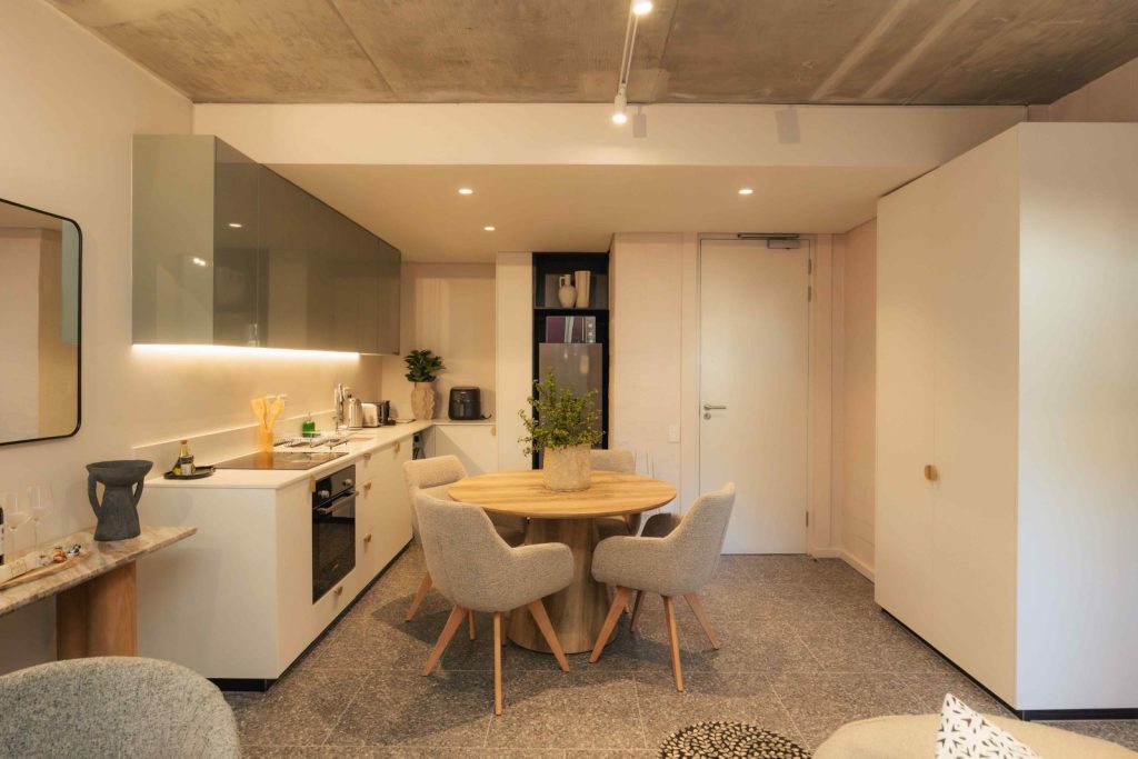 8eea623a-9cc4-4a34-ad15-d112a41623f9